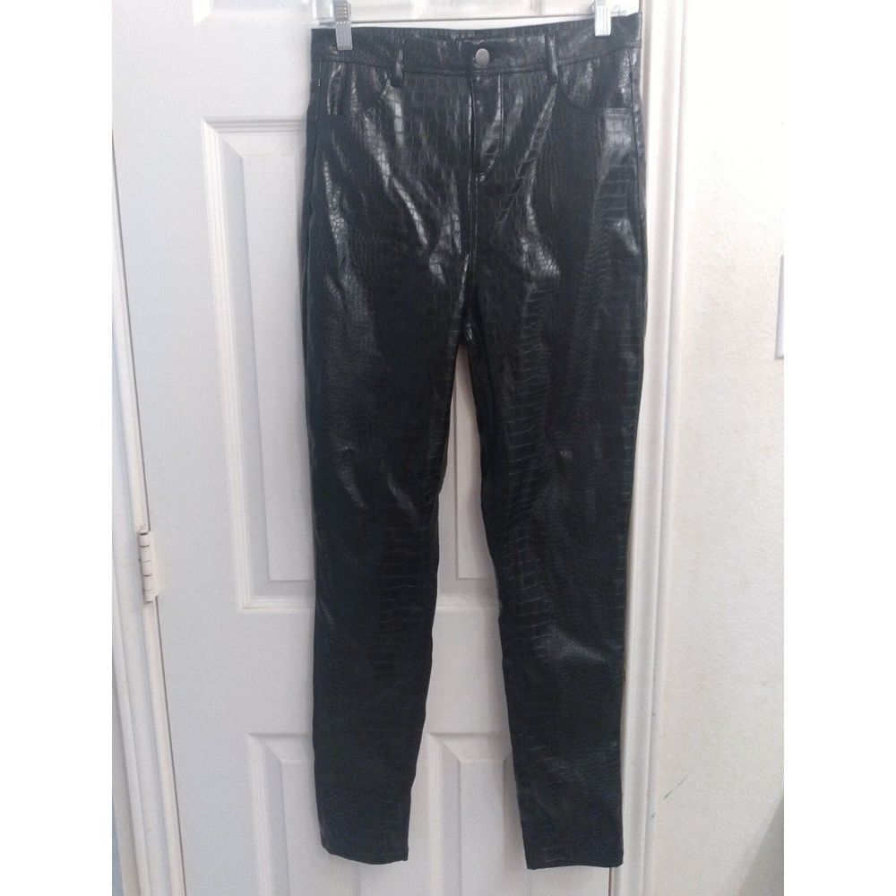 High-Waisted Faux Leather Croc-Embossed Skinny Pants Black Statement Leggings‎